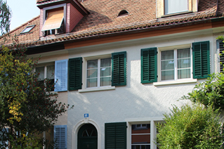 Reiheneinfamilienhaus Langmauerstrasse, Strassenansicht (© Lada Blazevic, Zürich)
